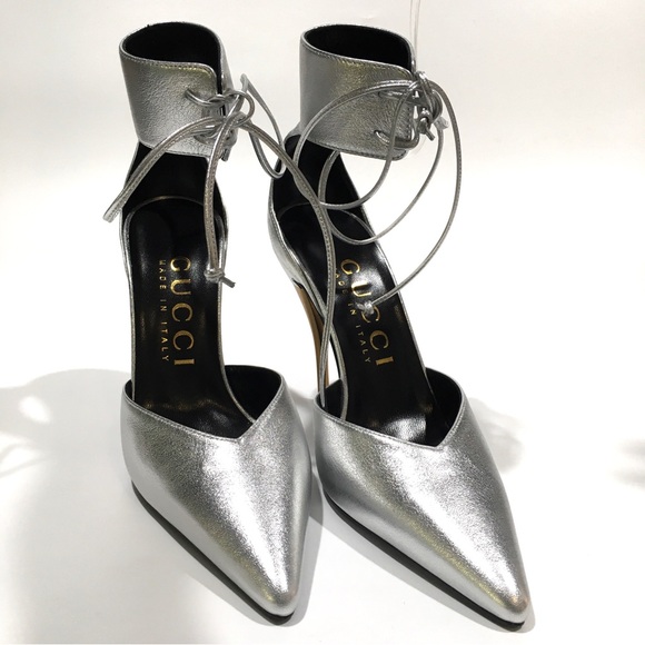 GUCCI ANKLE CUFF PUMPS -SILVER LEATHER / GOLD HEELS -US 7 -NEW - Picture 10 of 13